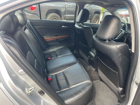 Used 2011 Honda Accord EX-L image 19