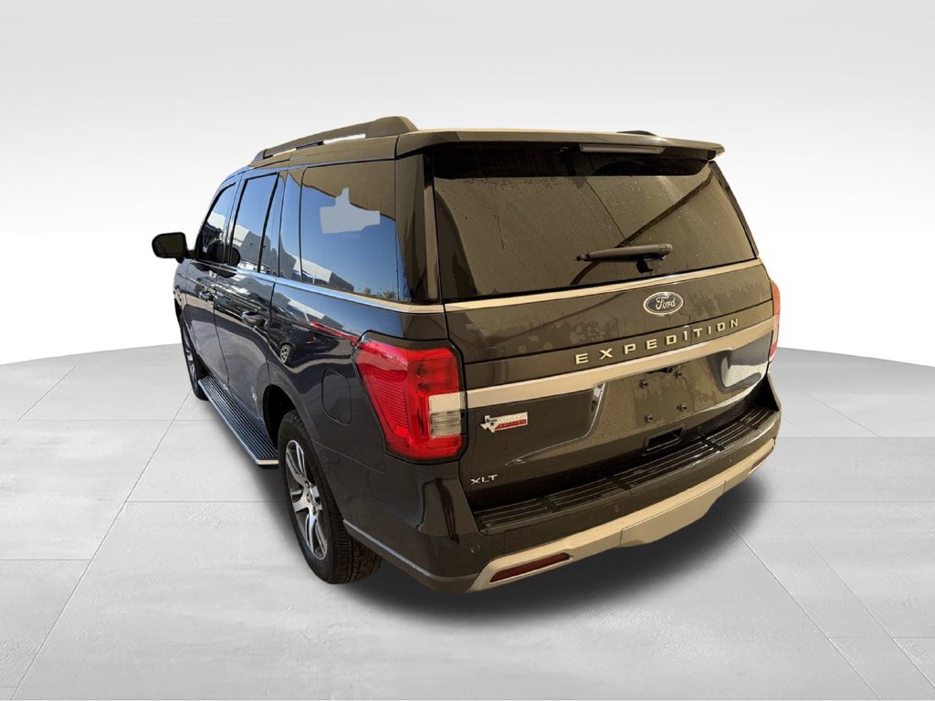 Used 2022 Ford Expedition XLT AWD/4WD image 8
