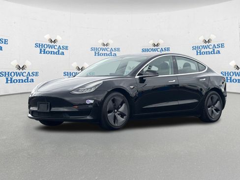 Used 2018 Tesla Model 3 Long Range image 2