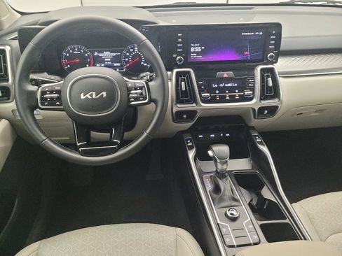 Used 2023 Kia Sorento S w/ Panoramic Sunroof Package FWD image 22