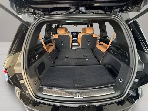 Used 2024 Jeep Grand Cherokee L Summit w/ High Altitude Package image 31