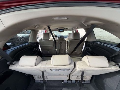 Used 2023 Honda Odyssey Elite image 13