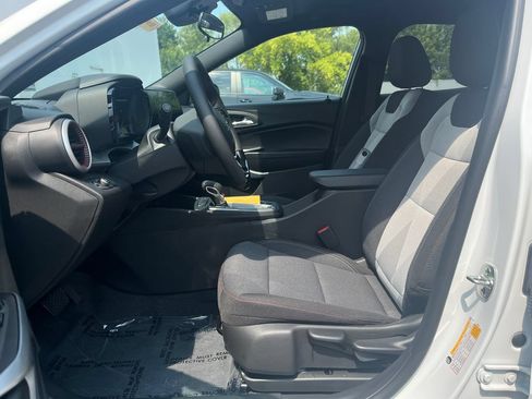 New 2026 Chevrolet Trax RS w/ Driver Confidence Package FWD image 9