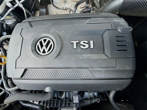 Used 2019 Volkswagen Atlas SE image 32