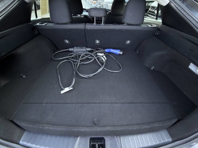Used 2022 Toyota Prius Prime LE FWD image 27