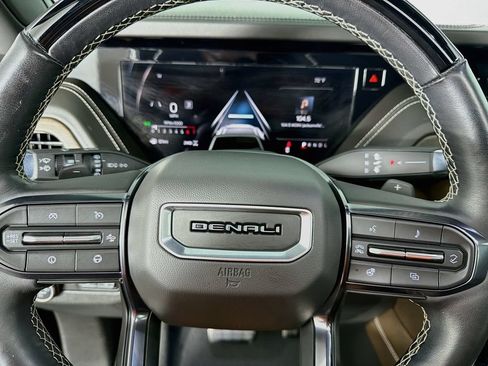 Used 2025 GMC Yukon XL Denali Ultimate AWD/4WD image 16