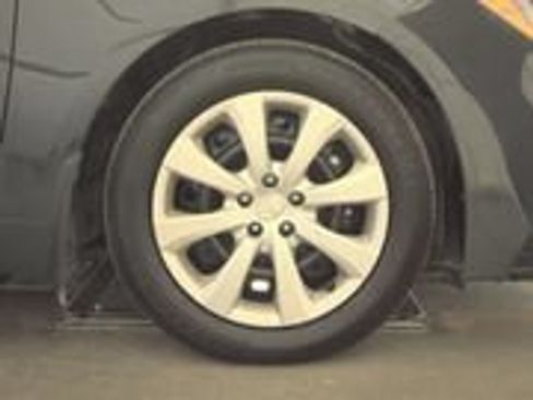 Used 2026 Toyota Corolla LE FWD image 8