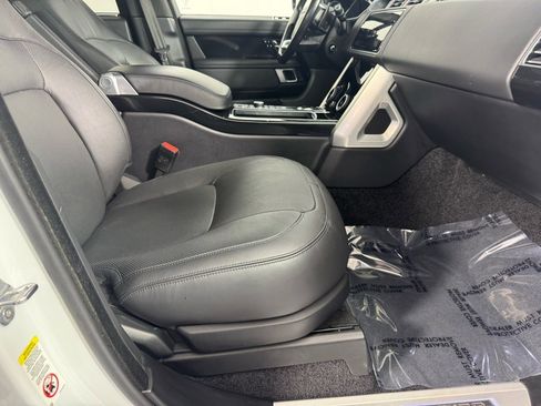 Used 2020 Land Rover Range Rover Long Wheelbase HSE image 33