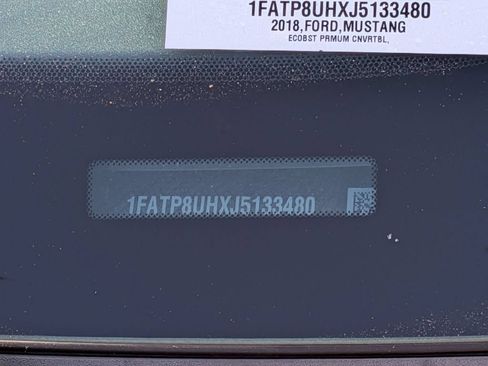 Used 2018 Ford Mustang Premium RWD image 33