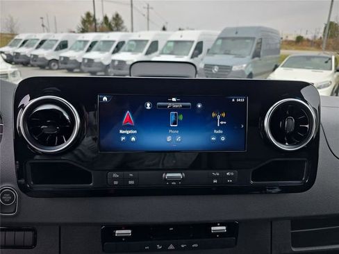 New 2026 Mercedes-Benz Sprinter 2500 image 21