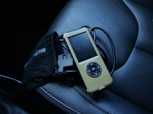 Used 2016 Jeep Wrangler Unlimited Rubicon w/ Connectivity Group image 60