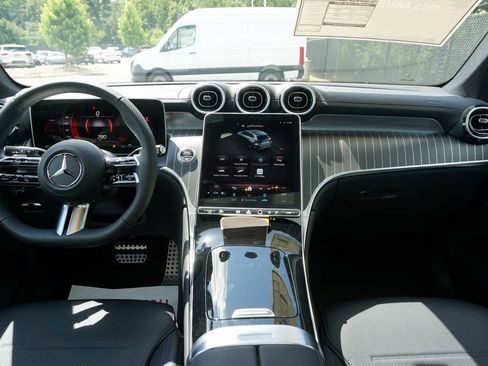 Certified 2025 Mercedes-Benz GLC 300 4MATIC image 53