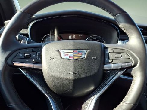Used 2024 Cadillac XT6 Sport AWD/4WD image 28