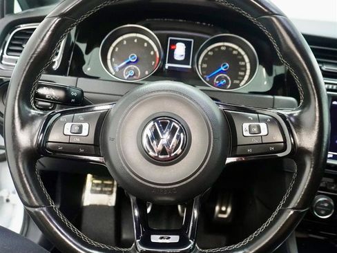 Used 2016 Volkswagen Golf R 4-Door image 13