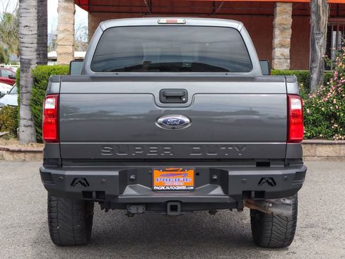 Used 2015 Ford F250 XLT w/ XLT Value Package image 7