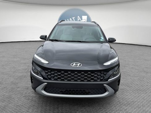 Used 2023 Hyundai Kona SEL w/ Cargo Package image 9