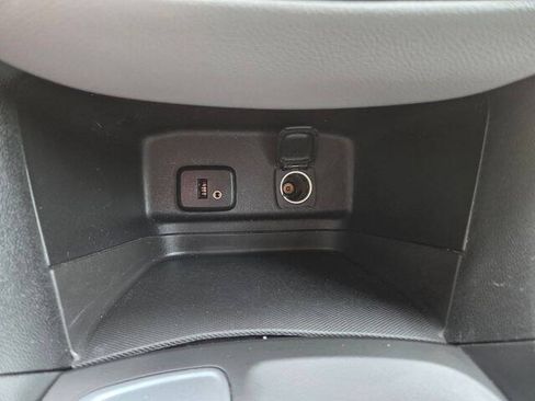 Used 2018 Chevrolet Equinox LS FWD image 26