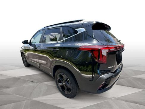 Certified 2026 Kia Seltos EX w/ EX Sunroof Package FWD image 6