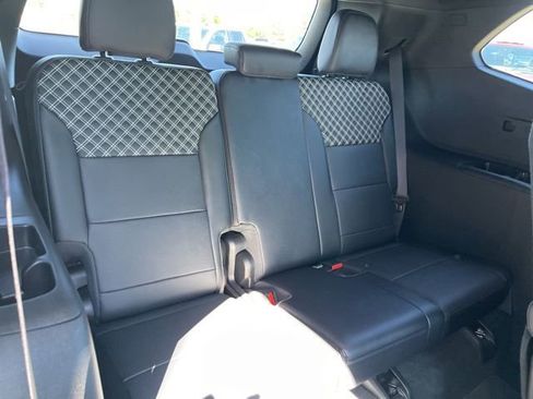 Used 2025 GMC Acadia Denali w/ Super Cruise Package AWD/4WD image 18