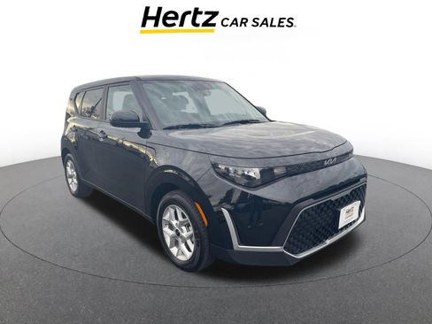 Used 2025 Kia Soul LX w/ LX Technology Package image 1