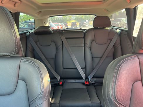 Used 2019 Volvo V90 T6 Cross Country w/ Advanced Package AWD/4WD image 23