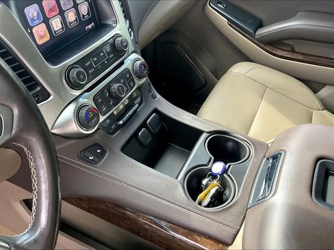 Used 2015 Chevrolet Tahoe LT image 17