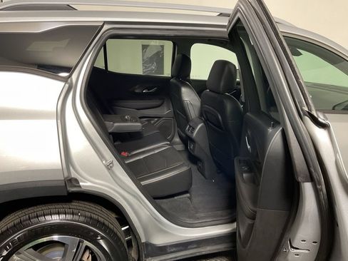 Used 2019 GMC Terrain SLT w/ Preferred Package AWD/4WD image 32