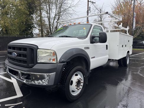 Used 2007 Ford F450 2WD Regular Cab Super Duty image 1