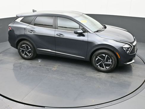 Used 2023 Kia Sportage LX image 26
