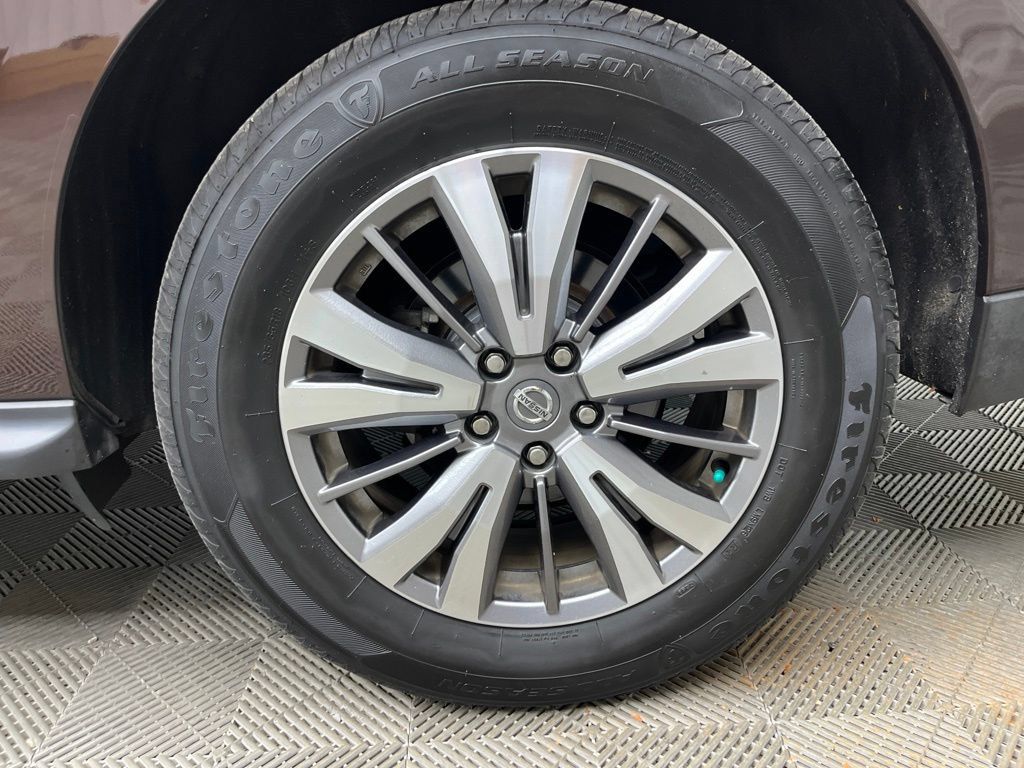 Used 2020 Nissan Pathfinder SL FWD image 30