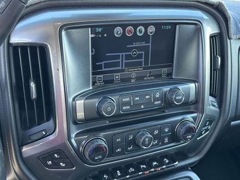 Used 2018 Chevrolet Silverado 1500 LTZ Z71 w/ LTZ Plus Package image 13