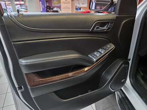 Used 2017 GMC Yukon SLE w/ Convenience Package image 27