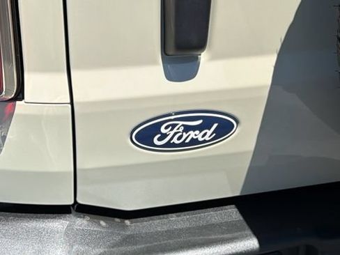 New 2026 Ford Bronco Outer Banks AWD/4WD image 13