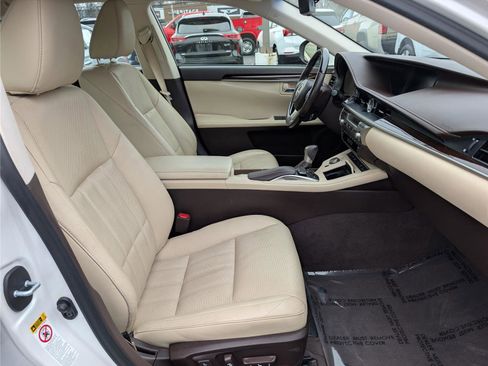 Used 2016 Lexus ES 350 image 11