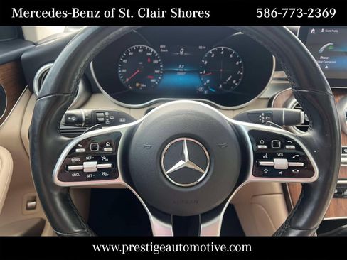 Used 2021 Mercedes-Benz GLC 300 4MATIC image 20