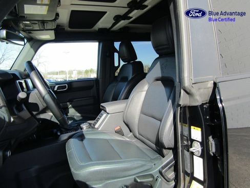 Certified 2025 Ford Bronco Badlands AWD/4WD image 17