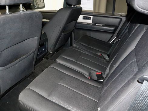 Used 2017 Ford Expedition XLT image 26