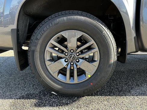 New 2026 Nissan Frontier SV w/ SV Convenience Package RWD image 17