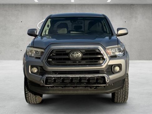 Used 2019 Toyota Tacoma SR5 image 18