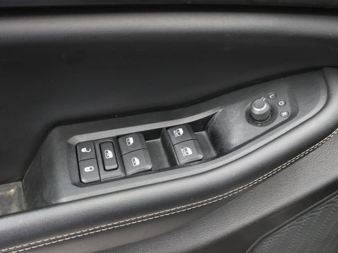 Used 2023 Jeep Grand Cherokee L Laredo AWD/4WD image 40
