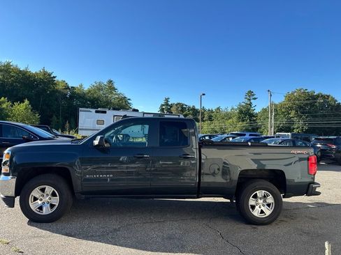Used 2017 Chevrolet Silverado 1500 LT w/ All Star Edition AWD/4WD image 2