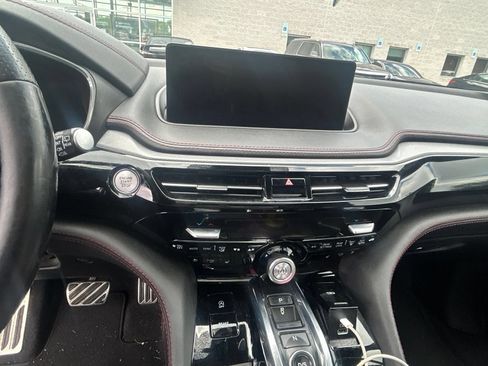 Used 2022 Acura MDX A-Spec AWD/4WD image 12