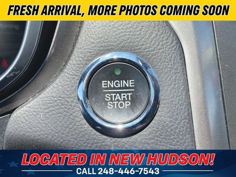 Used 2020 Ford Fusion SE FWD image 2