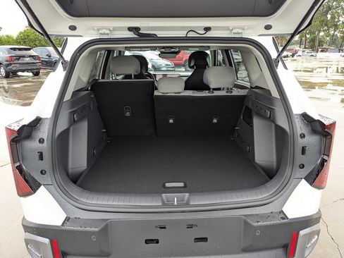 New 2027 Kia Seltos S FWD image 12