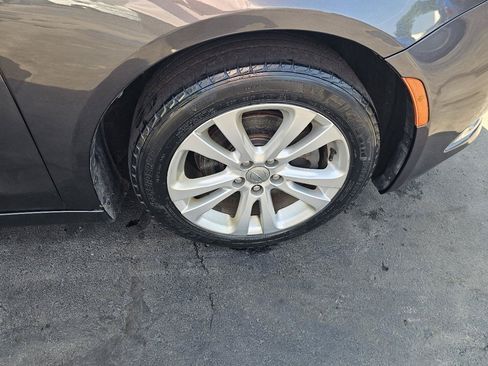 Used 2015 Chrysler 200 Limited w/ Convenience Group FWD image 14