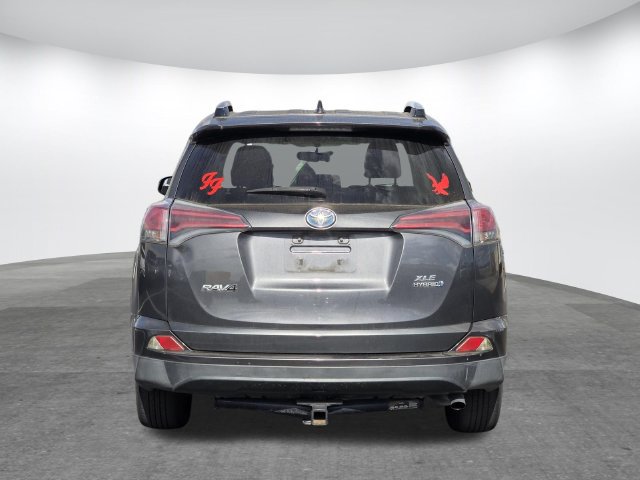 Used 2016 Toyota RAV4 XLE AWD/4WD image 4