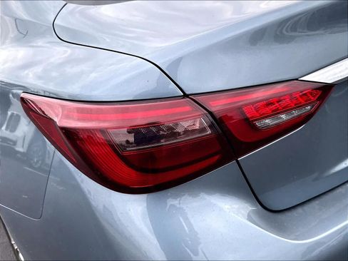 Used 2018 INFINITI Q50 Luxe w/ Sensory Package (Luxe) RWD image 23