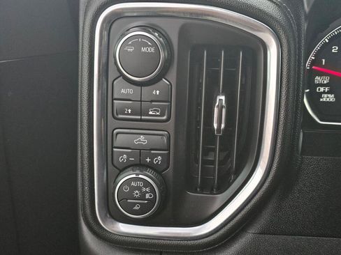 Used 2020 Chevrolet Silverado 1500 LT w/ Convenience Package AWD/4WD image 29