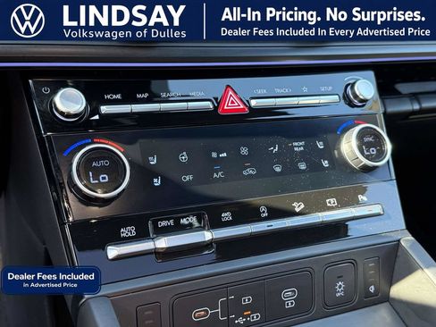 Used 2025 Hyundai Santa Fe Calligraphy AWD/4WD image 19