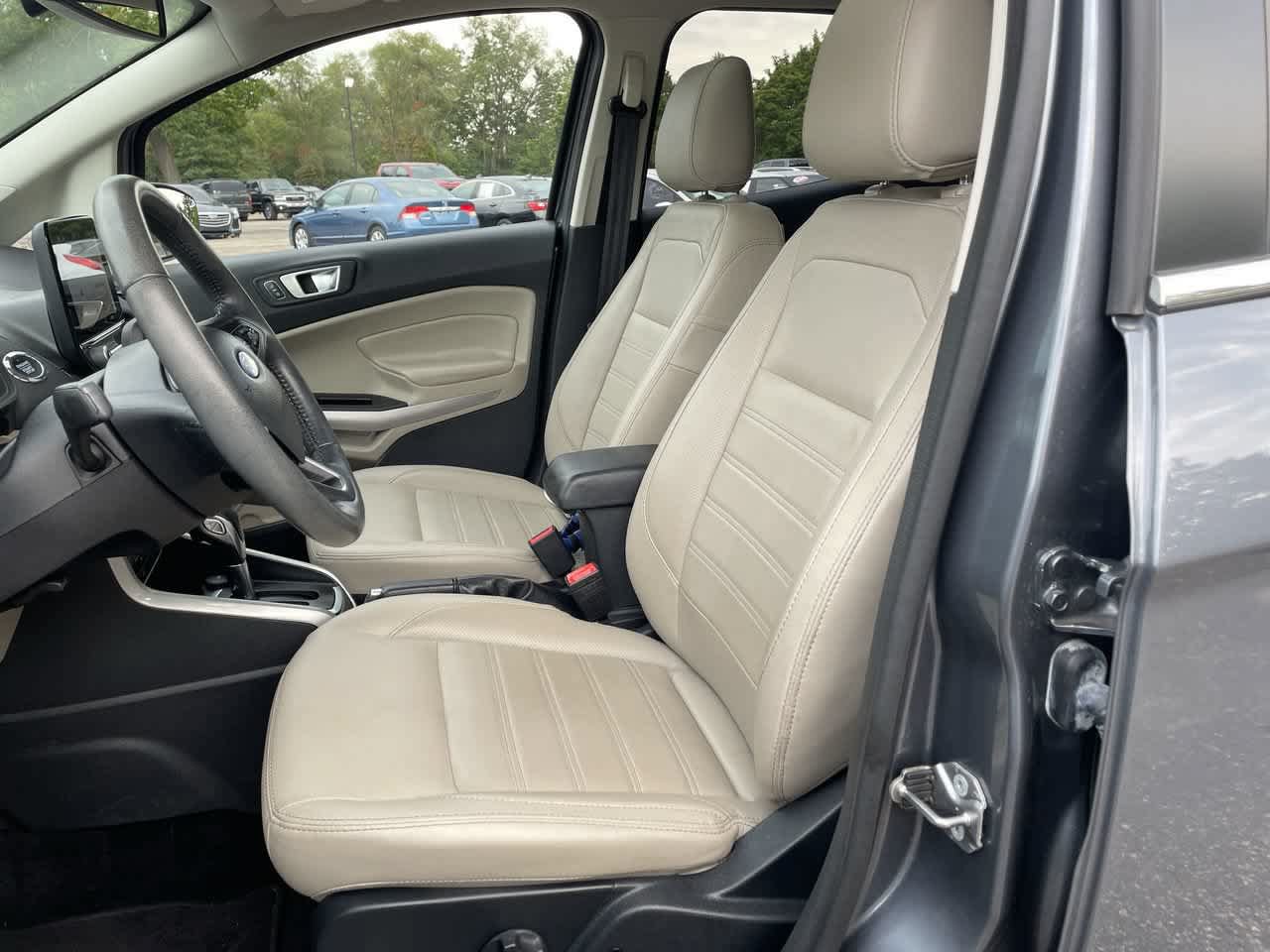 Used 2018 Ford EcoSport Titanium w/ Interior Protection Package AWD/4WD image 12
